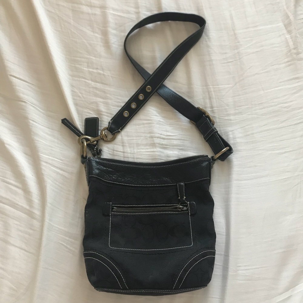 Coach Signature Canvas/Leather Bag #K0685-10402
